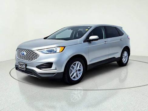 Used 2024 Ford Edge SEL AWD/4WD image 2
