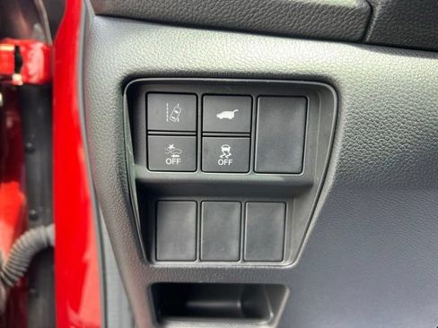 Used 2017 Honda CR-V Touring image 10