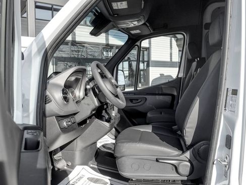 Used 2026 Mercedes-Benz Sprinter 2500 image 12