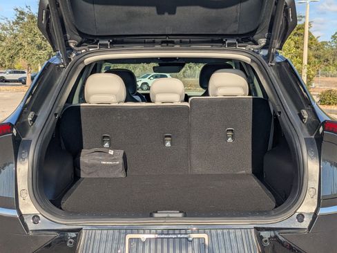 Certified 2022 Kia EV6 Wind image 15