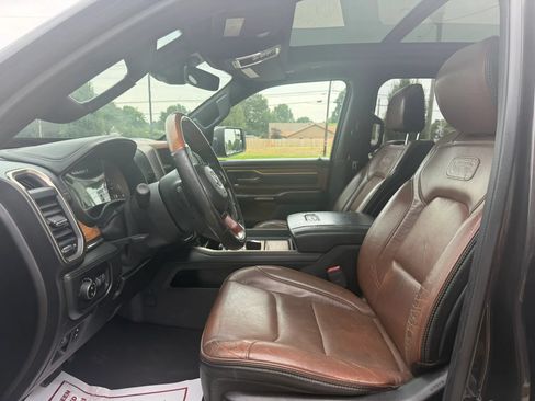Used 2019 RAM 1500 Limited AWD/4WD image 10