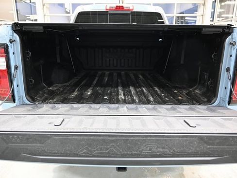 Used 2025 GMC Canyon Denali image 7