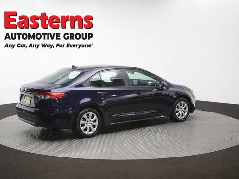 Used 2021 Toyota Corolla LE FWD image 41
