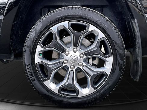 Used 2024 RAM 1500 Limited AWD/4WD image 35
