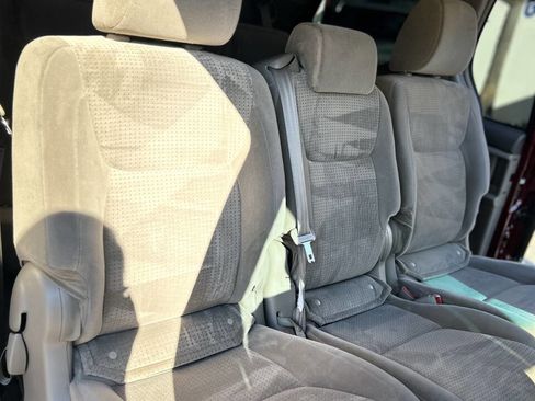 Used 2009 Toyota Sienna CE image 21