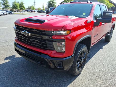 Certified 2025 Chevrolet Silverado 2500 Custom w/ Custom Value Package AWD/4WD image 9