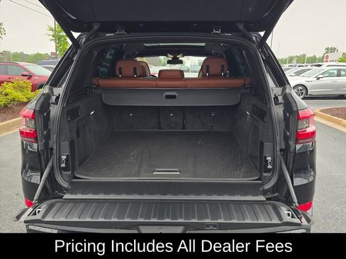 Used 2022 BMW X5 xDrive40i w/ Premium Package AWD/4WD image 15