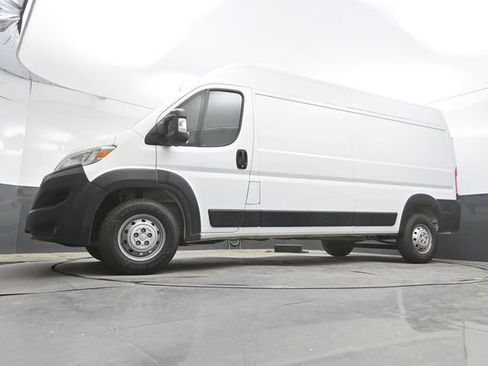 Used 2024 RAM ProMaster 2500 w/ Convenience Group FWD image 36