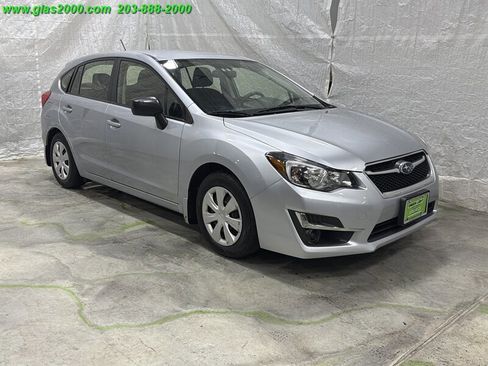 Used 2016 Subaru Impreza 2.0i AWD/4WD image 2