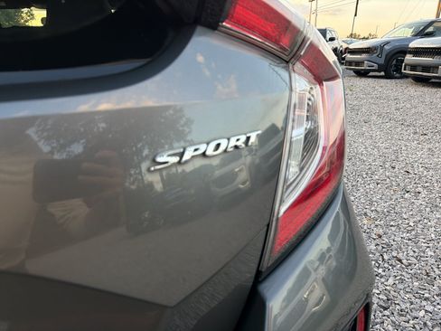 Used 2017 Honda Civic Sport image 10