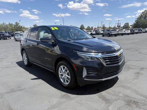 Used 2024 Chevrolet Equinox LT AWD/4WD image 2