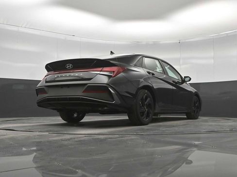 New 2026 Hyundai Elantra Sport FWD image 35