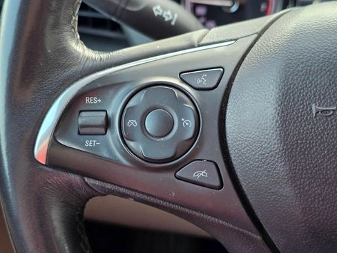 Used 2019 Buick Enclave Essence w/ Trailering Package, 5000 lbs. AWD/4WD image 21