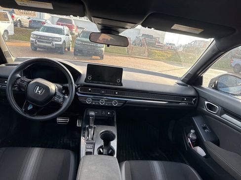 Used 2023 Honda Civic Sport image 10