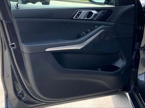 Used 2022 BMW X5 sDrive40i w/ Premium Package image 22