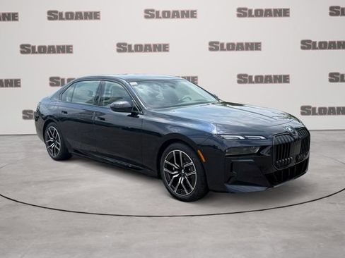 New 2026 BMW i7 xDrive60 AWD/4WD image 7