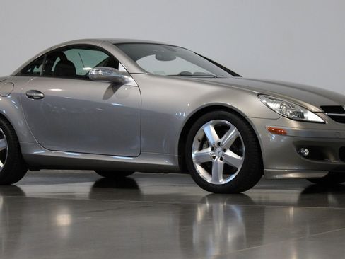 Used 2005 Mercedes-Benz SLK 350 image 22
