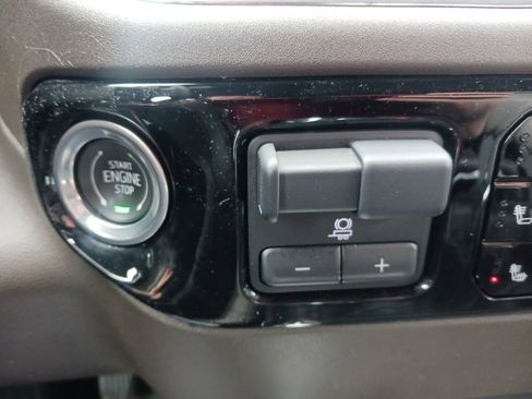 Used 2024 Chevrolet Silverado 1500 LTZ w/ Technology Package image 23