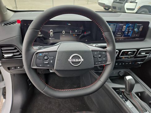 New 2026 Nissan Sentra SR w/ SR Premium Package FWD image 35