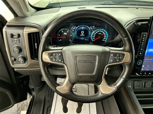 Used 2019 GMC Sierra 2500 Denali w/ Duramax Plus Package image 4