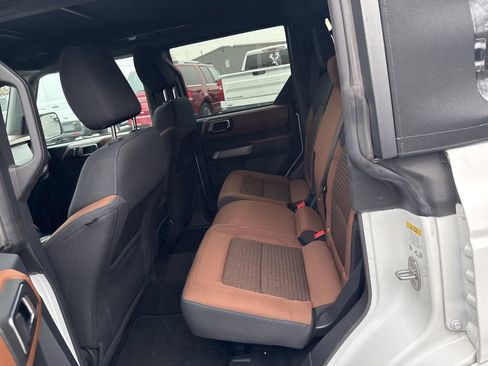 Used 2022 Ford Bronco Outer Banks image 8