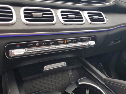Certified 2026 Mercedes-Benz GLS 450 4MATIC image 29