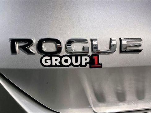 Used 2016 Nissan Rogue SL image 30