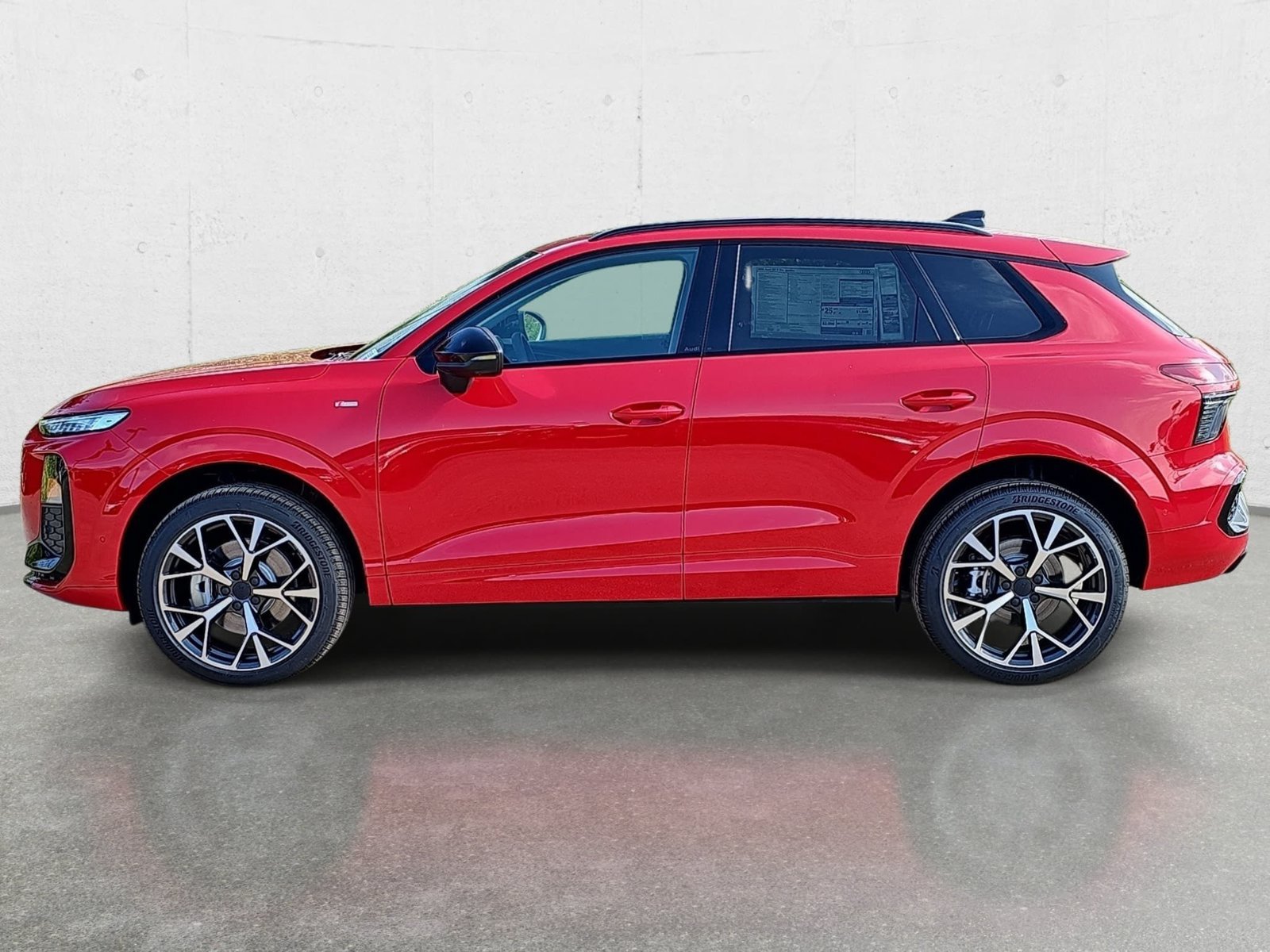 New 2026 Audi Q3 quattro 2.0T AWD/4WD image 8