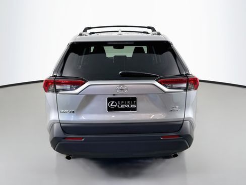 Used 2025 Toyota RAV4 LE AWD/4WD image 6