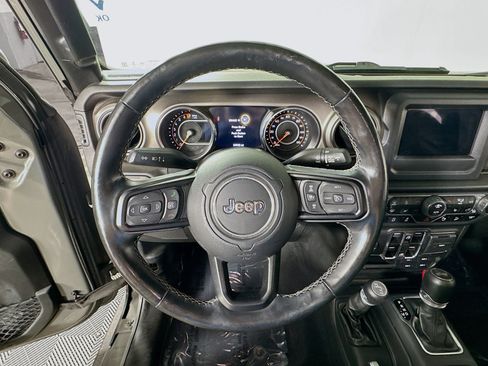 Used 2020 Jeep Wrangler Unlimited Sport AWD/4WD image 13