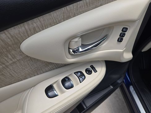 Certified 2023 Nissan Murano SL w/ SL Moonroof Package FWD image 13