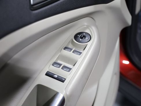 Used 2017 Ford Escape Titanium FWD image 11