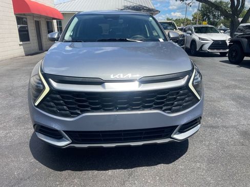 Used 2025 Kia Sportage LX FWD image 9