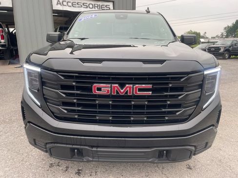 Used 2024 GMC Sierra 1500 Pro w/ Graphite Edition AWD/4WD image 2