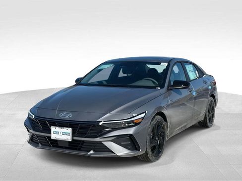 New 2026 Hyundai Elantra SEL Sport Premium FWD image 2