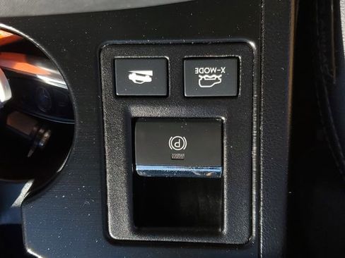 Used 2017 Subaru Outback 2.5i Limited image 37