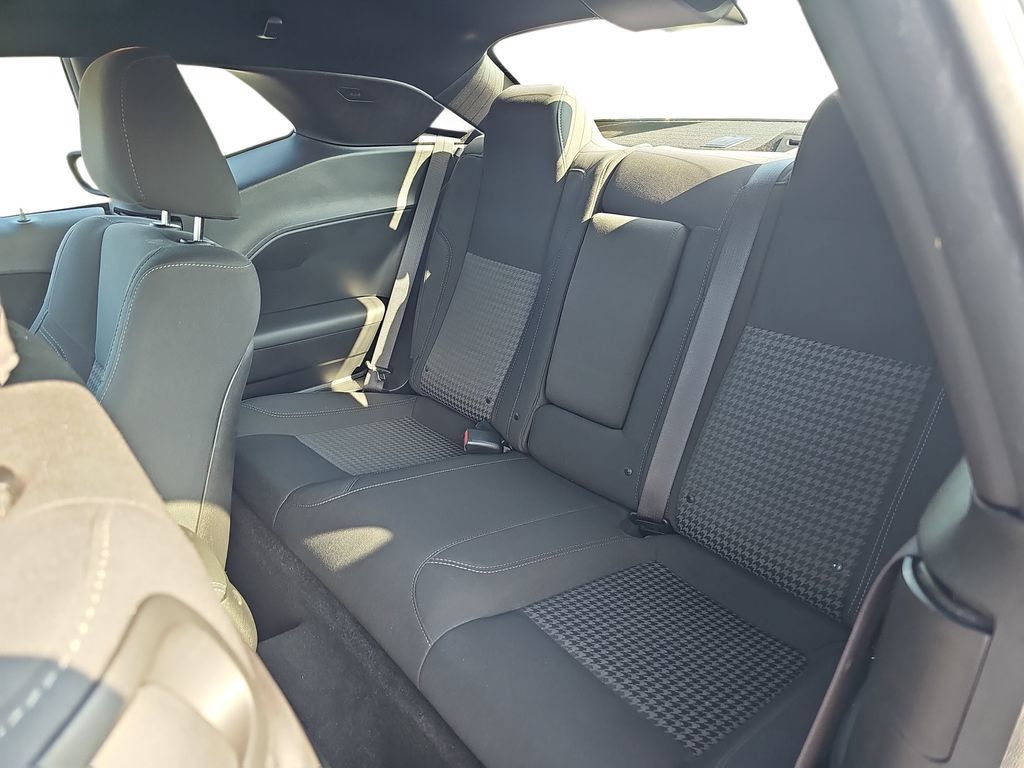 Used 2019 Dodge Challenger SXT RWD image 14