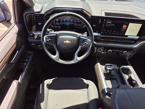 Used 2023 Chevrolet Silverado 1500 LT RWD image 12