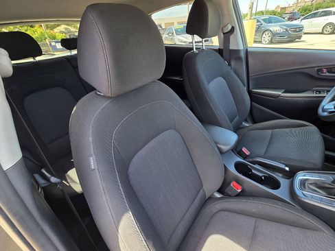 Used 2023 Hyundai Kona SEL AWD/4WD image 27