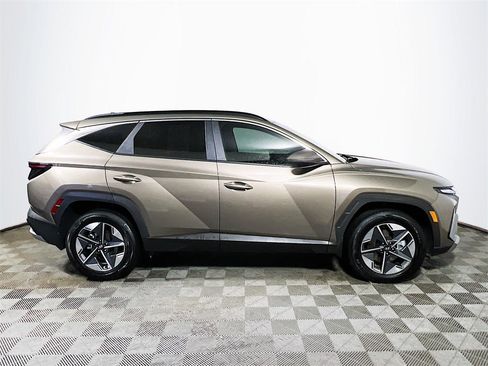 Used 2025 Hyundai Tucson SEL image 9