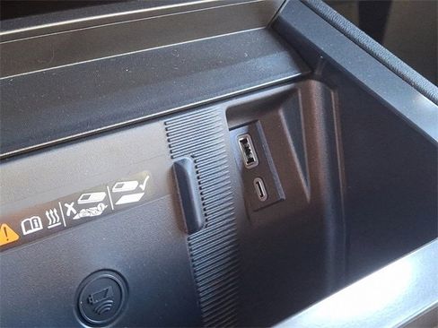 New 2025 GMC Hummer EV 2X image 17