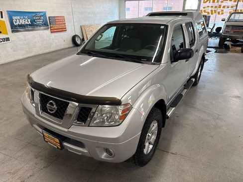 Used 2012 Nissan Frontier SV AWD/4WD image 97