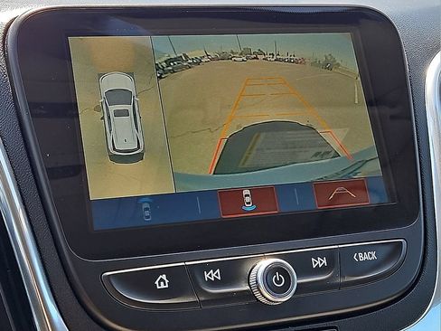 Used 2018 Chevrolet Equinox Premier FWD image 20