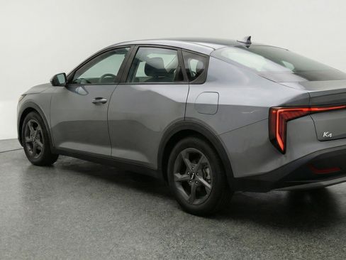 Used 2025 Kia K4 FWD image 6