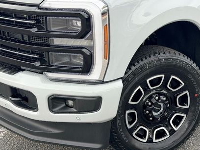 New 2026 Ford F350 Platinum w/ FX4 Off-Road Package