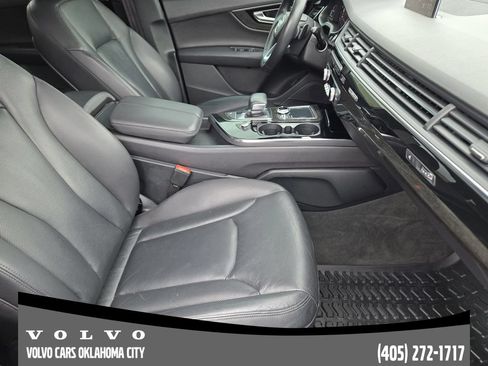 Used 2018 Audi Q7 3.0T Prestige AWD/4WD image 11