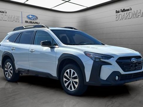 Used 2024 Subaru Outback Premium AWD/4WD image 1