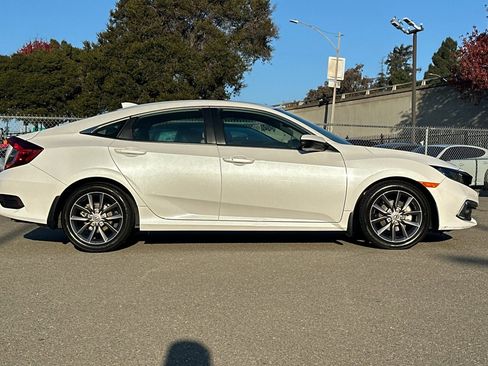 Used 2020 Honda Civic EX-L image 3