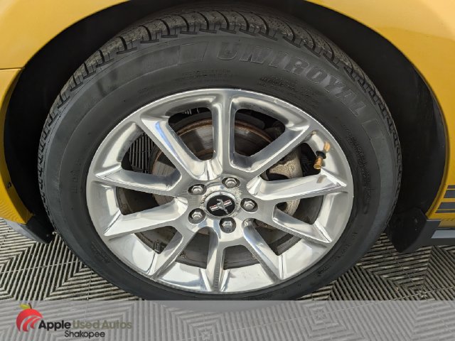 Used 2010 Ford Mustang Coupe RWD image 38