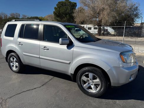 Used 2010 Honda Pilot EX-L image 4